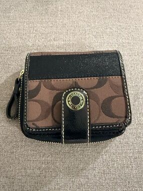 COACH Signature Stripe Compact Clutch Zip Wallet